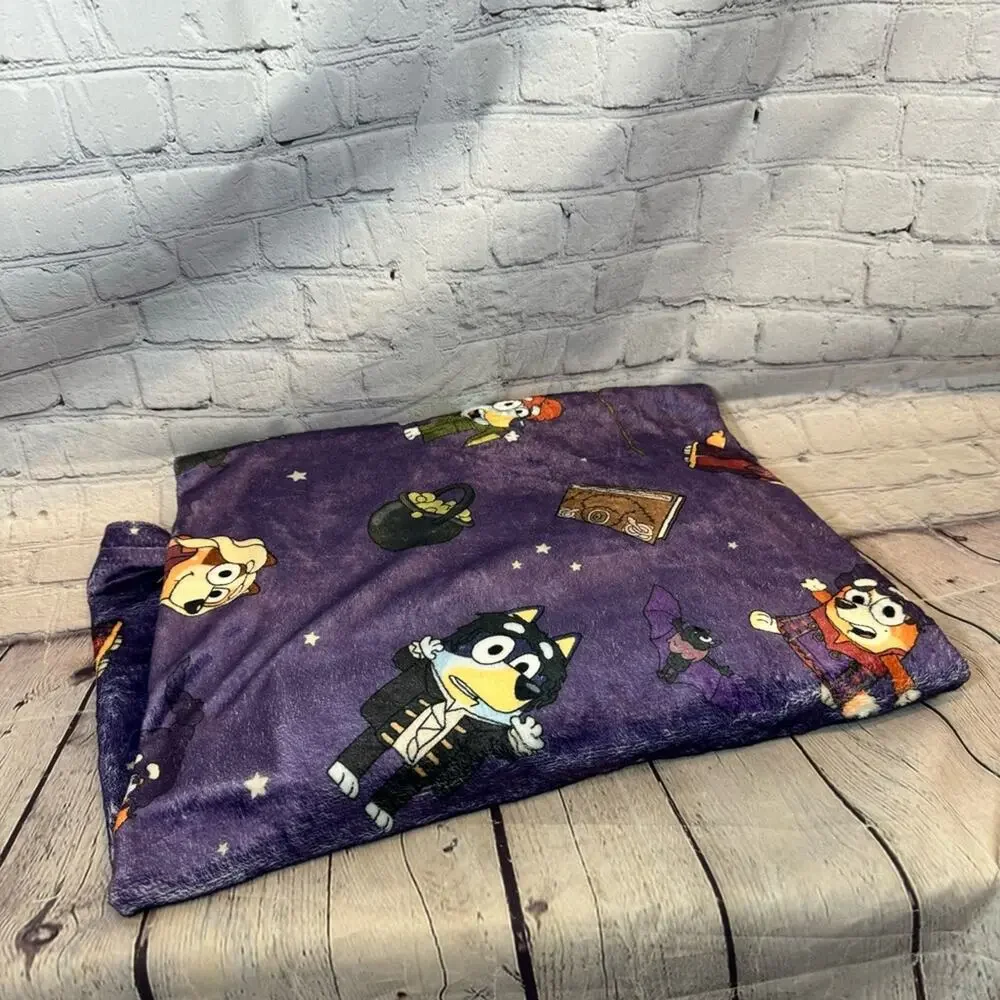 Bluey Hocus Pocus Plush Blanket